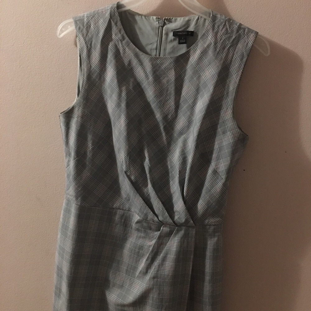 Beautiful Ann Taylor Dress
